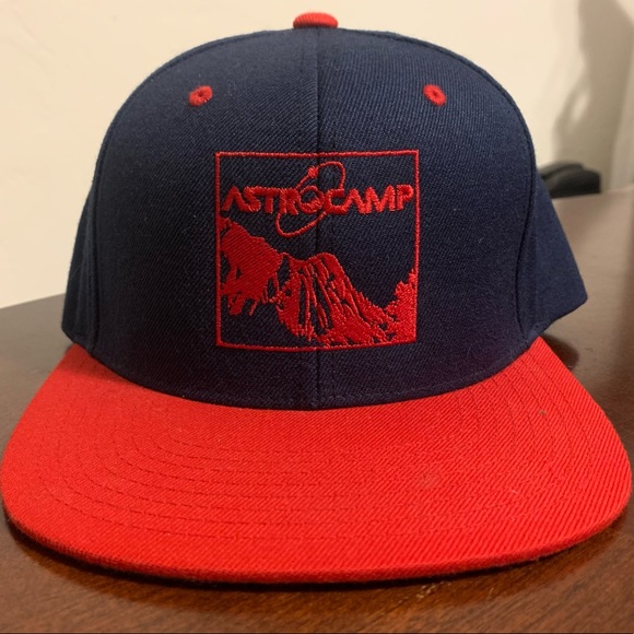 NWOT VTG Astro Camp Logo Spellout Snapback Hat
